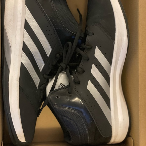 Kids size 6.5 black/silver Adidas sneaker - Picture 3 of 5